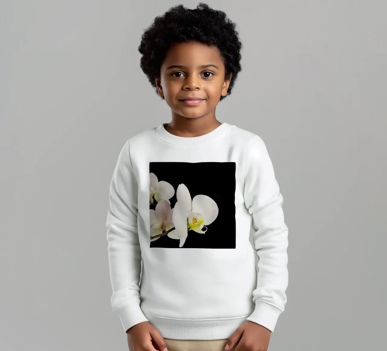 Orchidea bianca e nera felpa bambino da Cassia Beck Photography