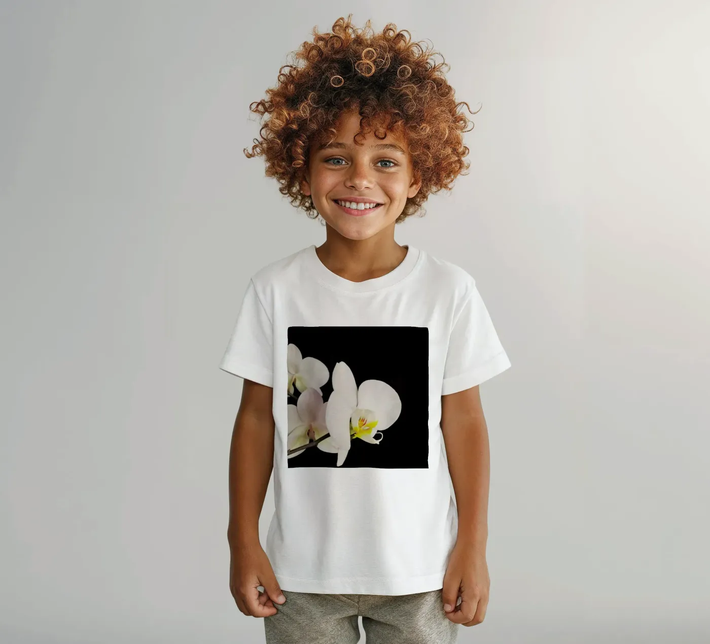 Black and White Orchid t-shirt bambini da Cassia Beck Photography