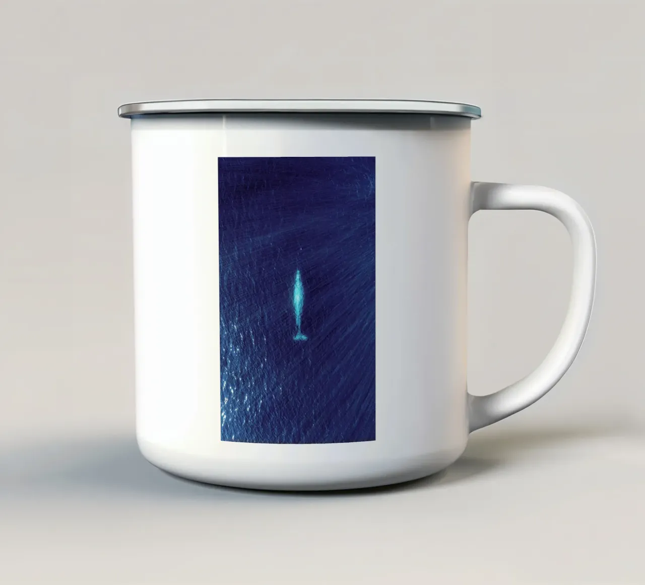 Whale tazza in smalto da ROBERTO H