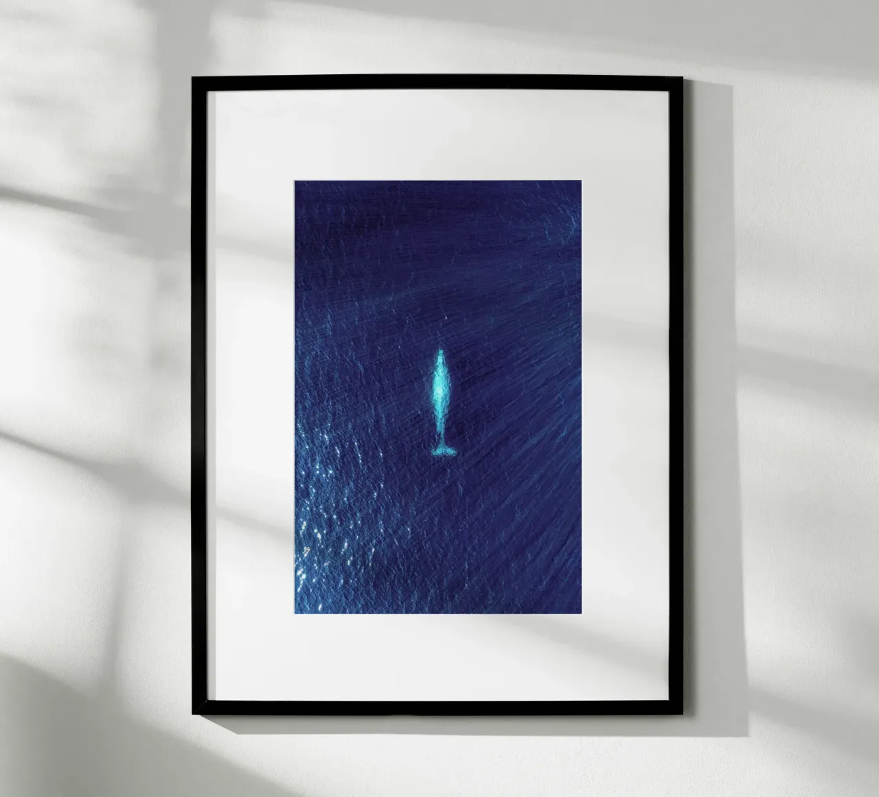Whale poster con telaio in legno da ROBERTO H