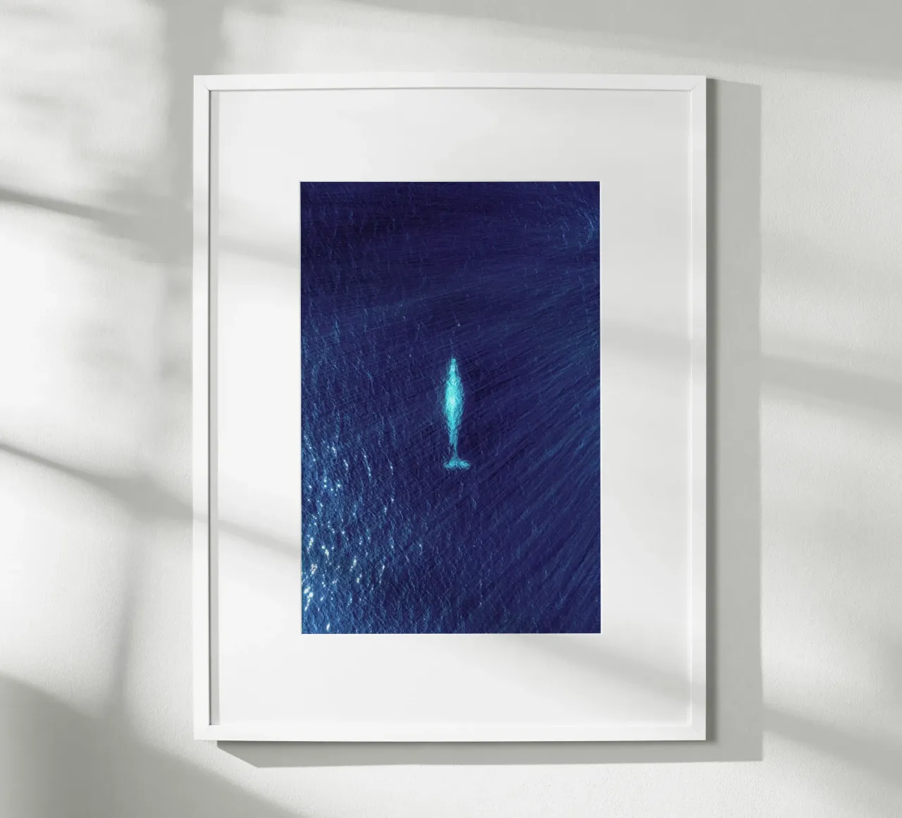 Whale poster con telaio in legno da ROBERTO H