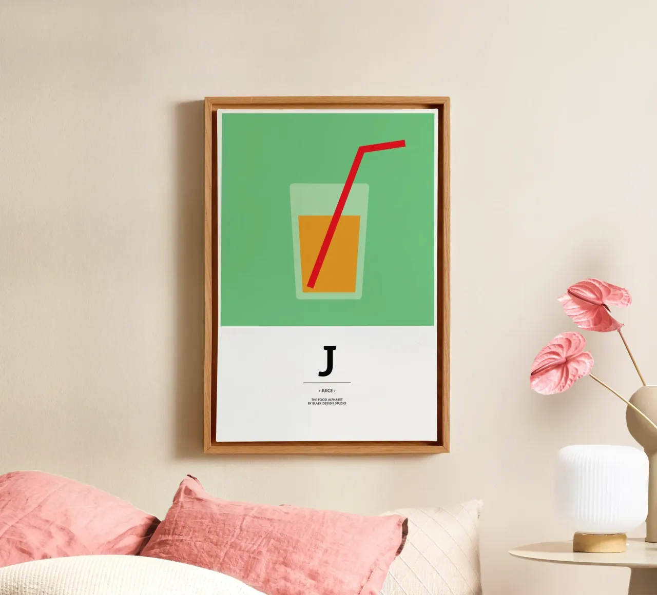„The Food Alphabet“ - J like Juice tela con Cornice a cassetta da BLAEK Design Studio