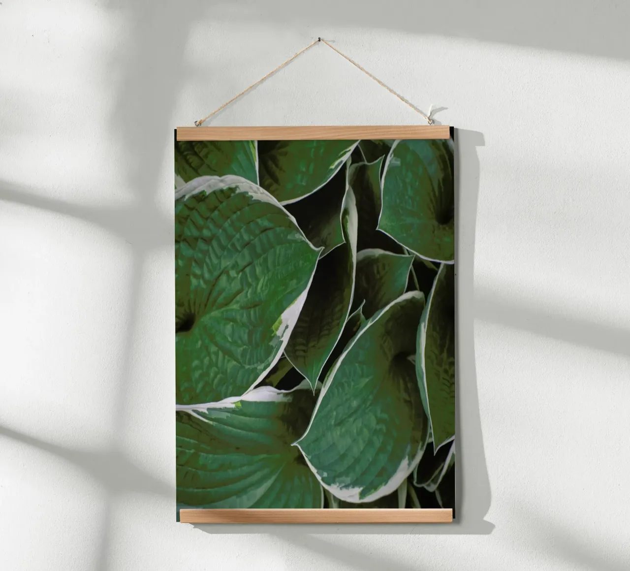 Loving The Leaves 9 poster con telaio in alluminio da Nur Mut
