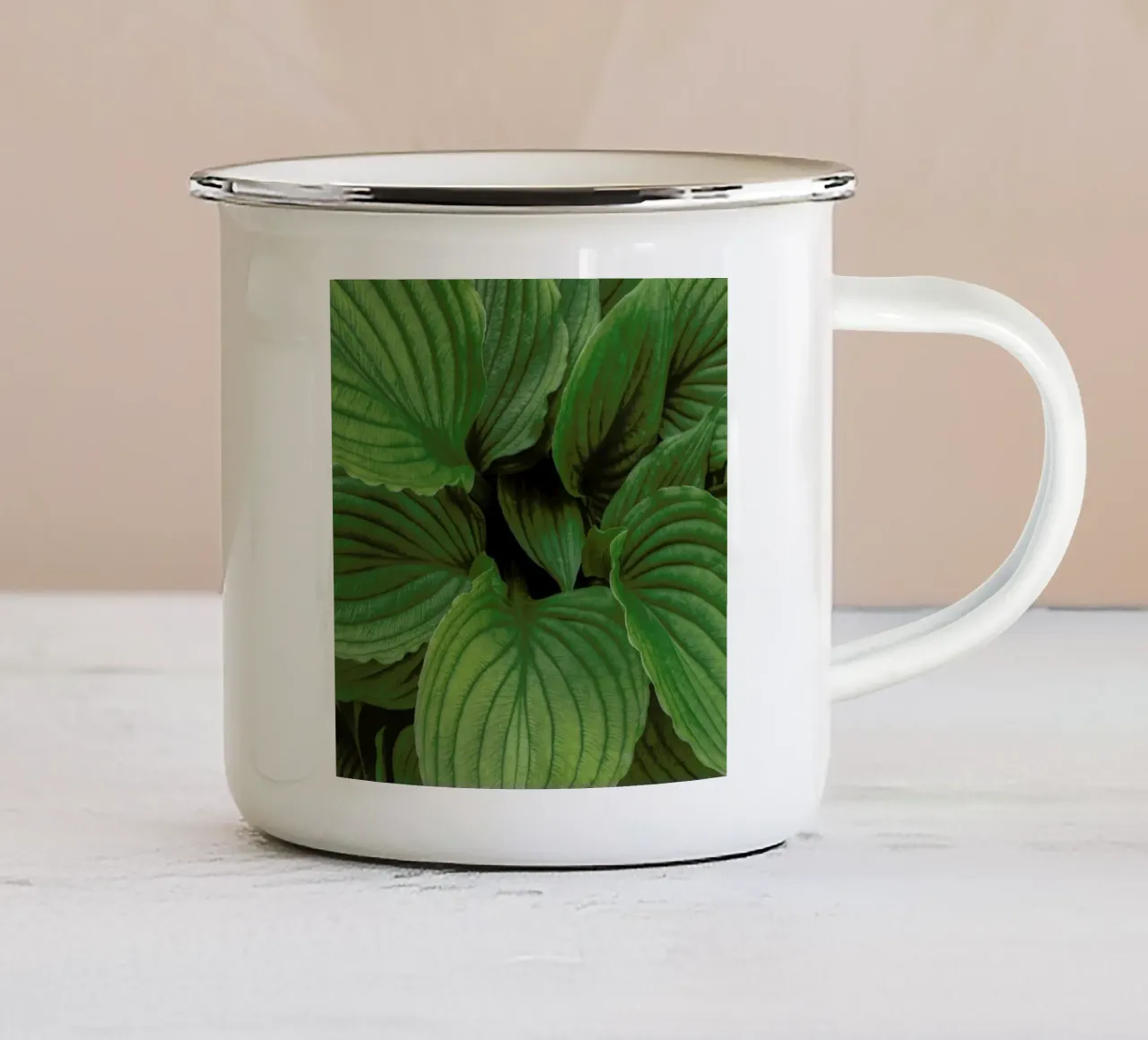 Loving The Leaves 1 tazza in smalto da Nur Mut