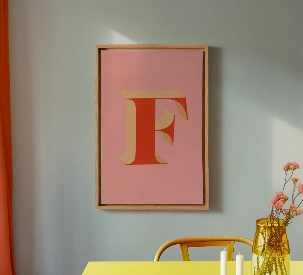 Red F tela con Cornice a cassetta da daylight design studio