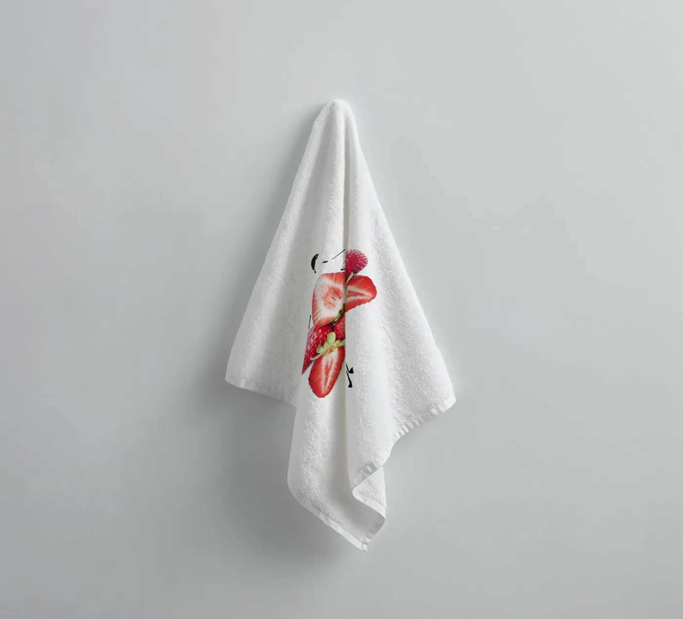 Strawberry Fields Handtuch von Gretchen Roehrs