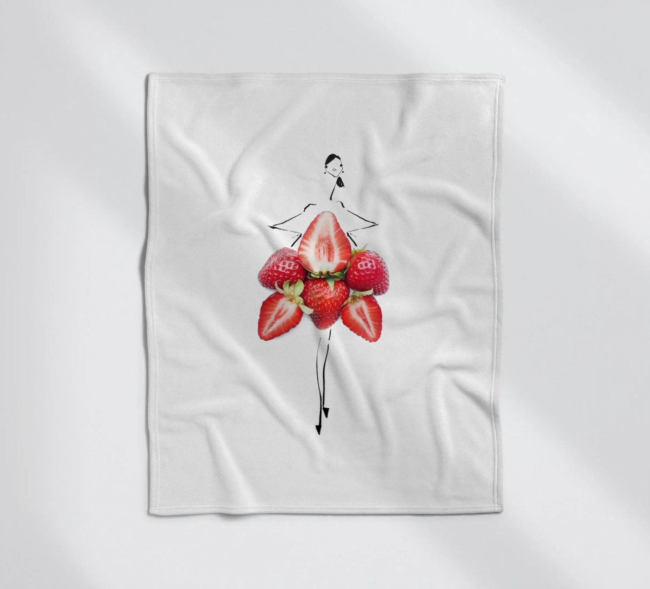 Strawberry Fields coperta in pile da Gretchen Roehrs