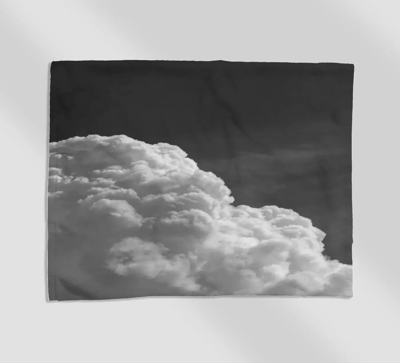 Cloudscape 4 strandhanddoek van Nur Mut