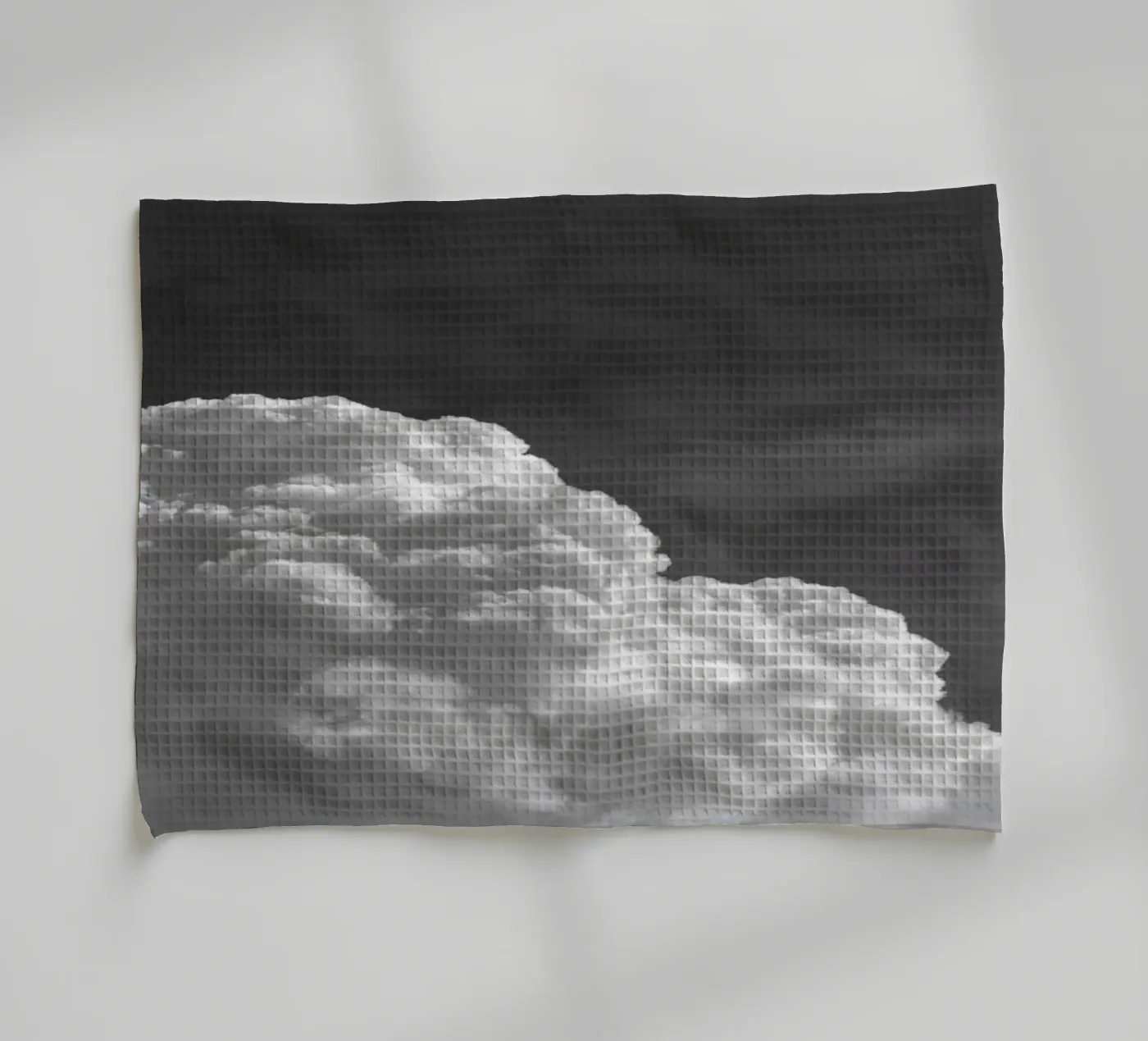 Cloudscape 4 theedoek van Nur Mut