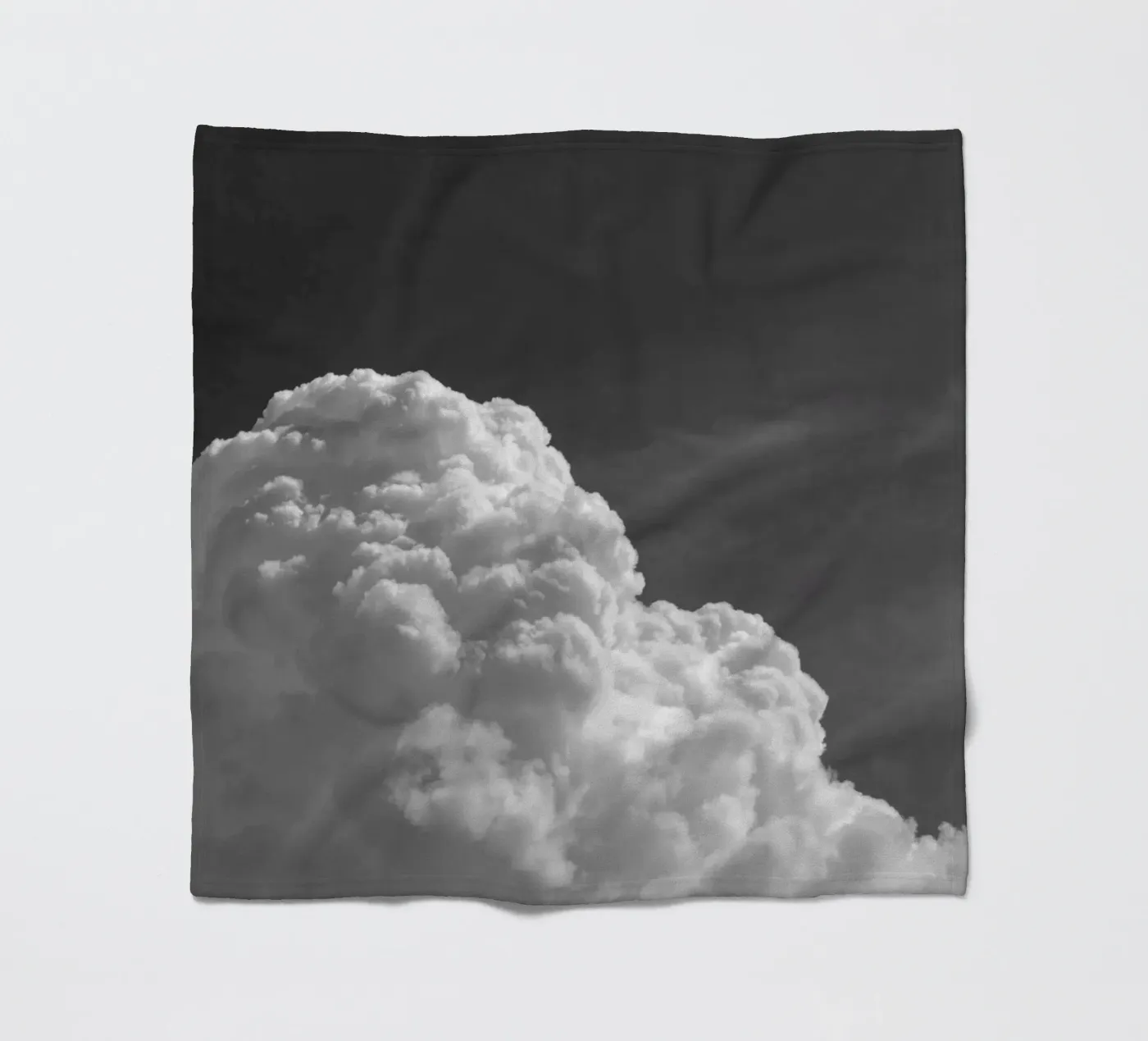 Cloudscape 4 coperta in pile da Nur Mut