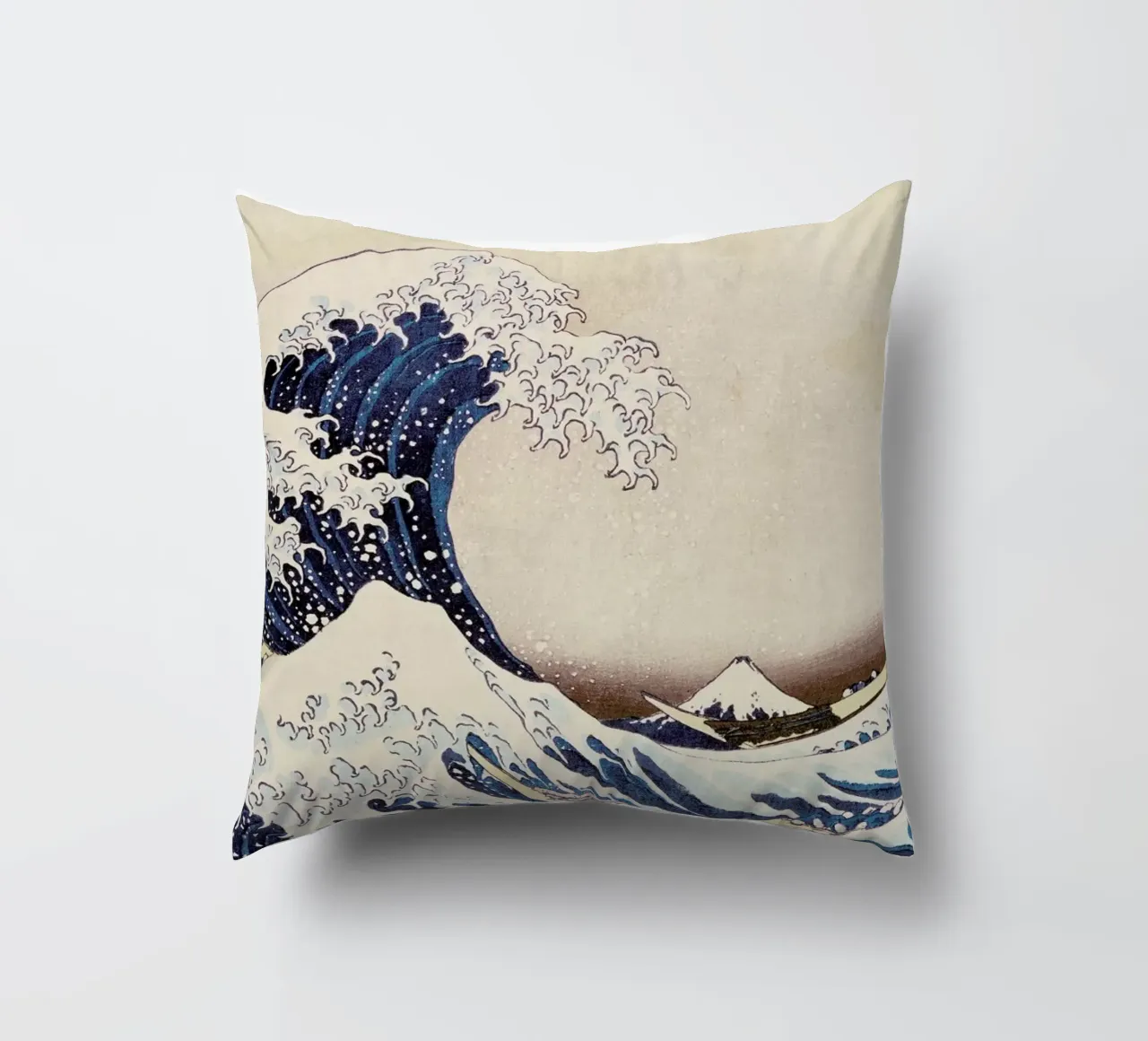 Hokusai - The Great Wave off Kanagawa Kissen von ARTOTHEK