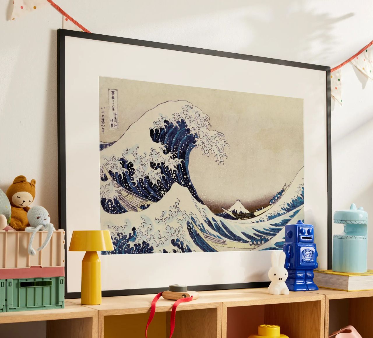 Hokusai - The Great Wave off Kanagawa Poster mit Kunststoffrahmen von ARTOTHEK