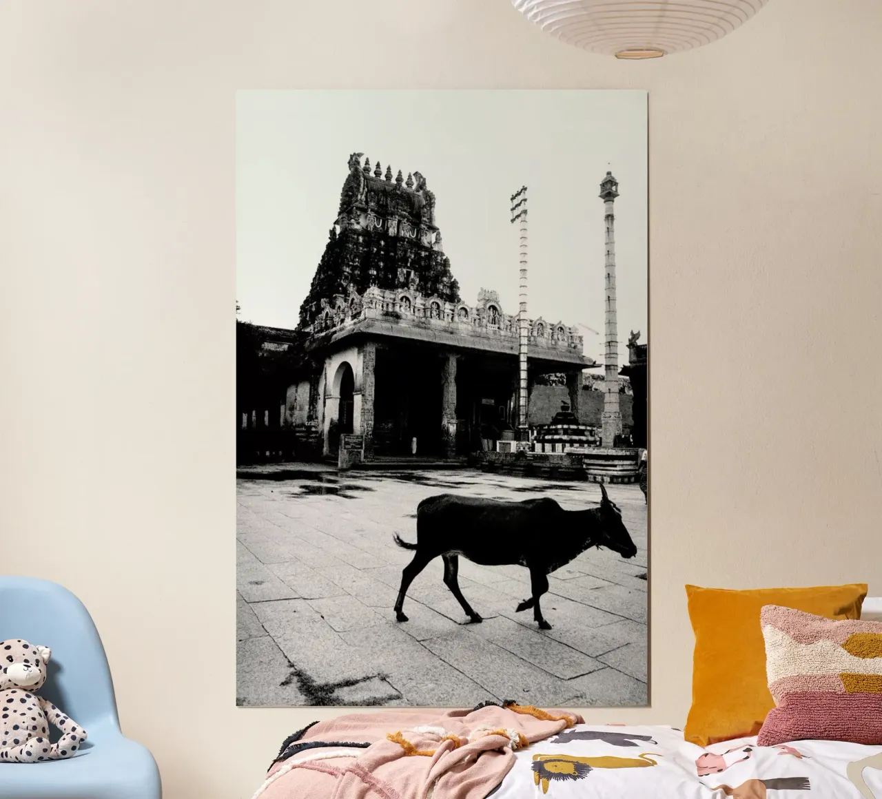 Lone Tourist poster da Natural Kingdom