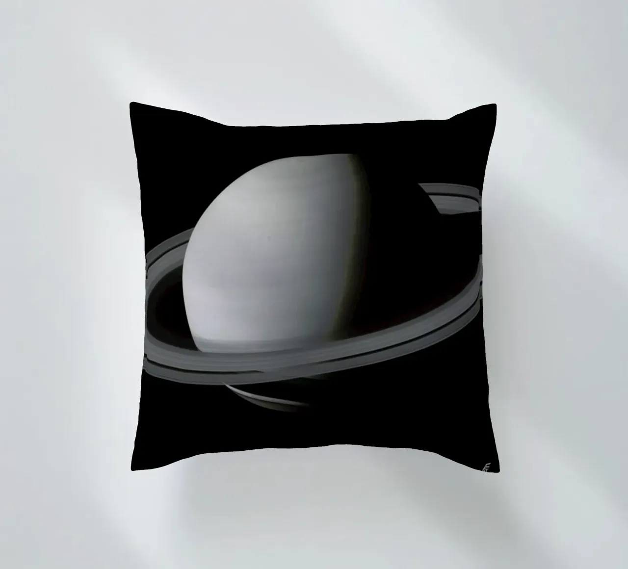 Saturn cuscino da Florent Bodart