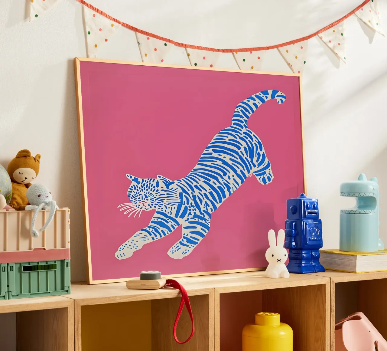 Abstract Cat in Pink and Blue poster con telaio in alluminio da Gypsy Galleria