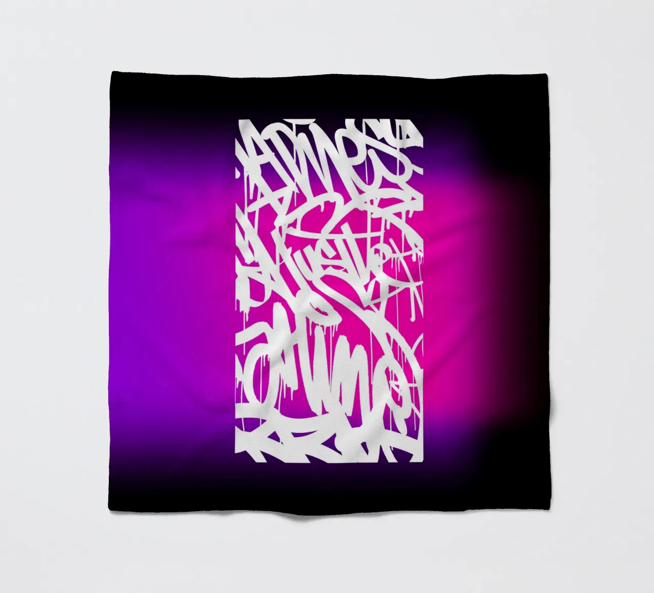 minimal graffito coperta in pile da Flo Klein