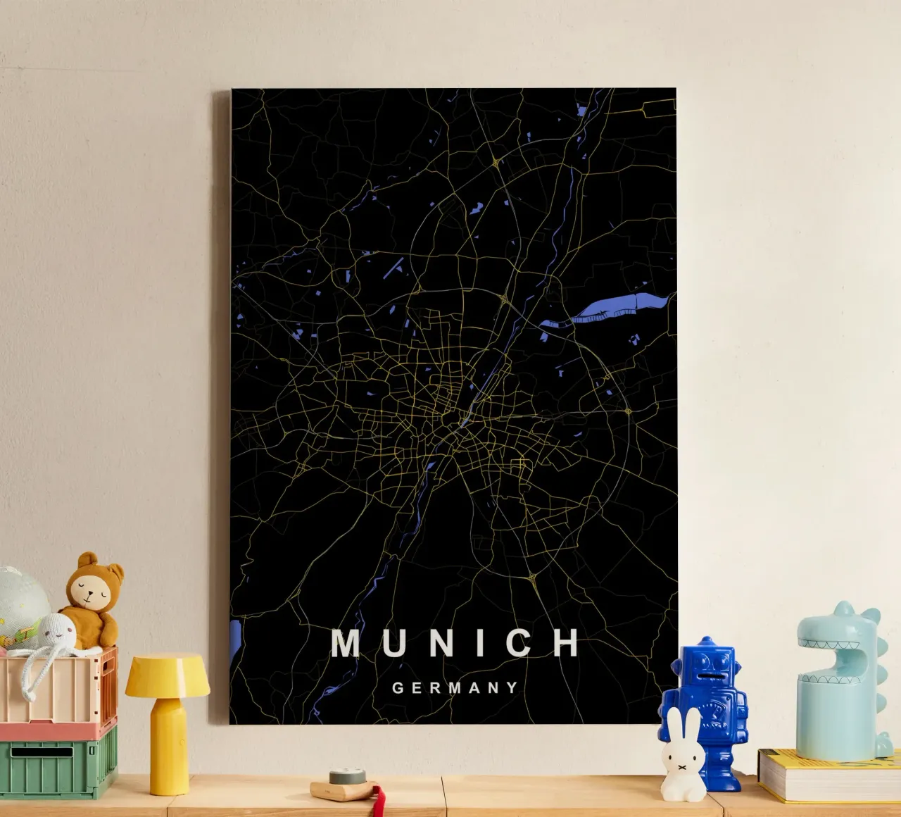 Monaco di Baviera Germania - Mappa della città in nero e oro tela con Cornice a cassetta da Cartographers Library