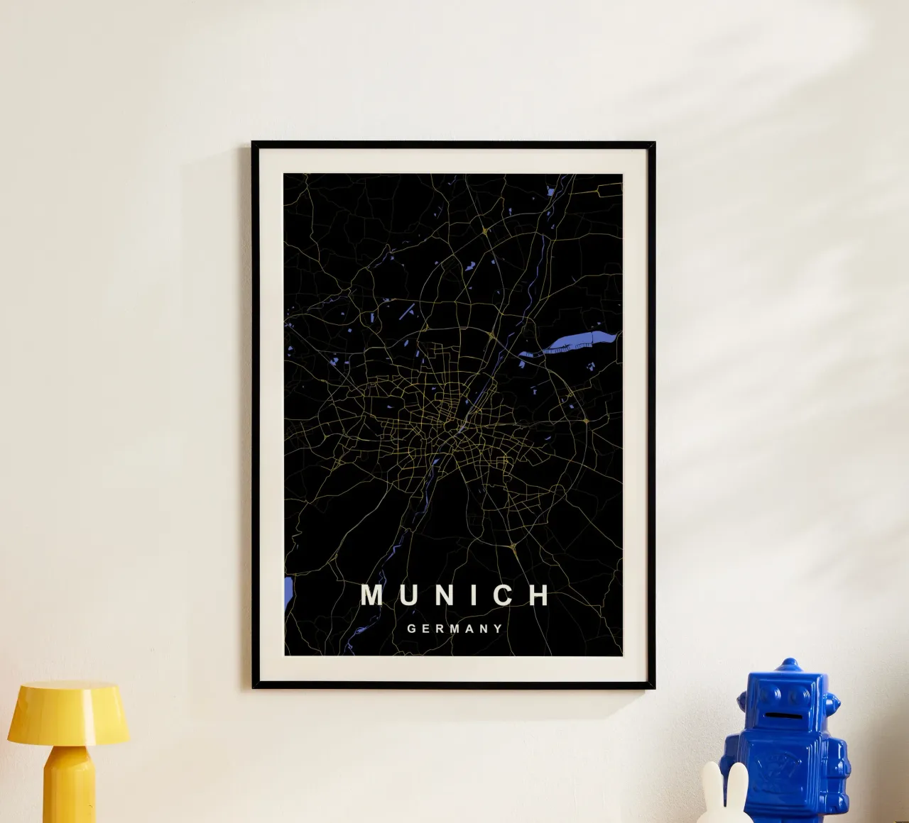 Monaco di Baviera Germania - Mappa della città in nero e oro poster da Cartographers Library