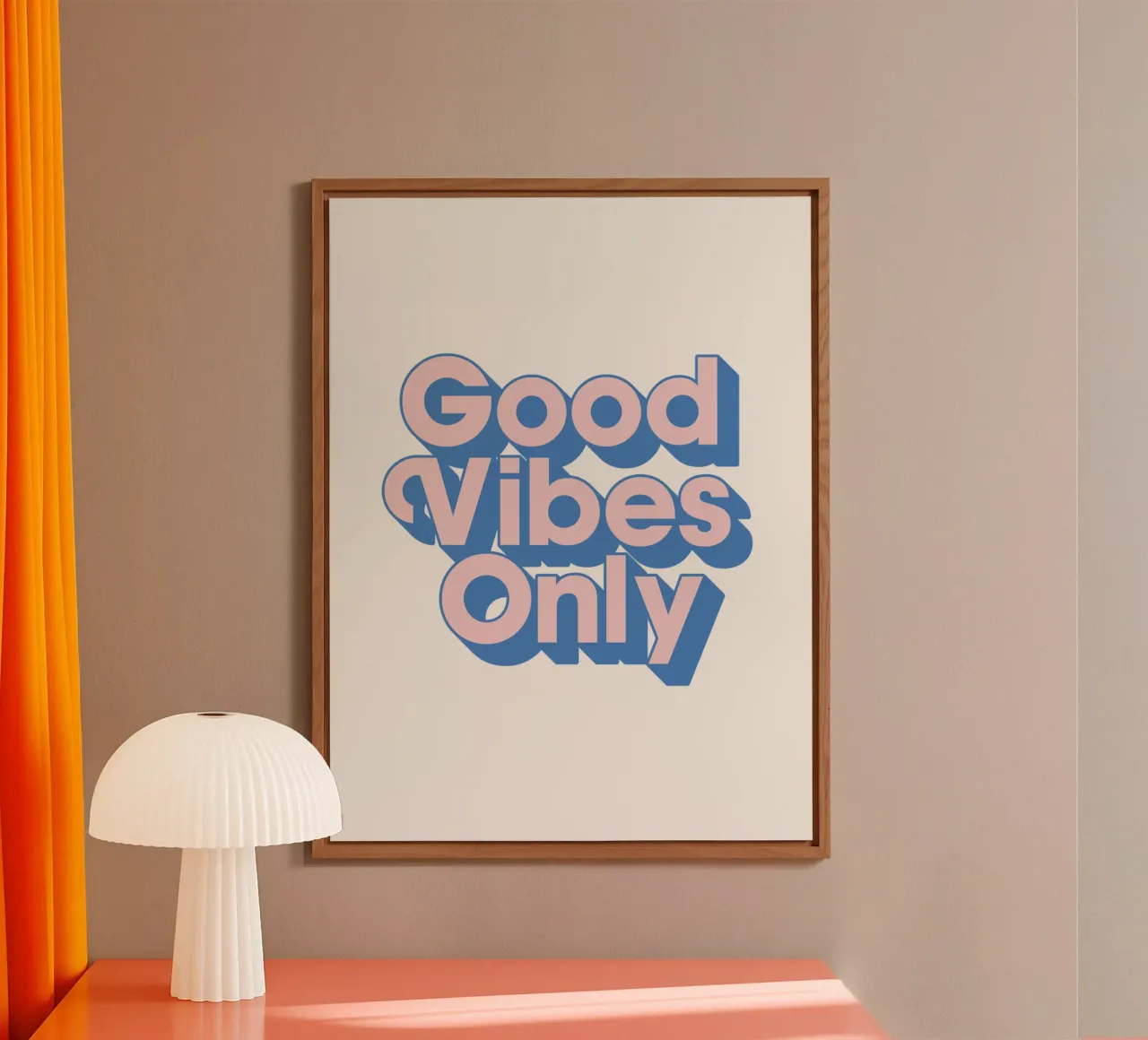Stampa tipografica Good Vibes Only in rosa e blu pannello forex da THE MOTIVATED TYPE