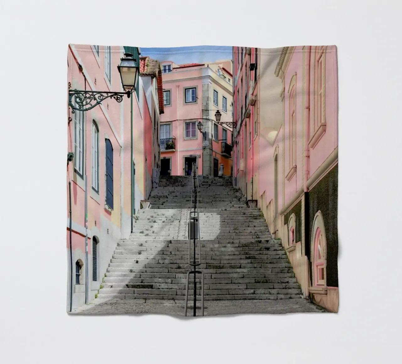Pink Stairway coperta in pile da METROPOLIS