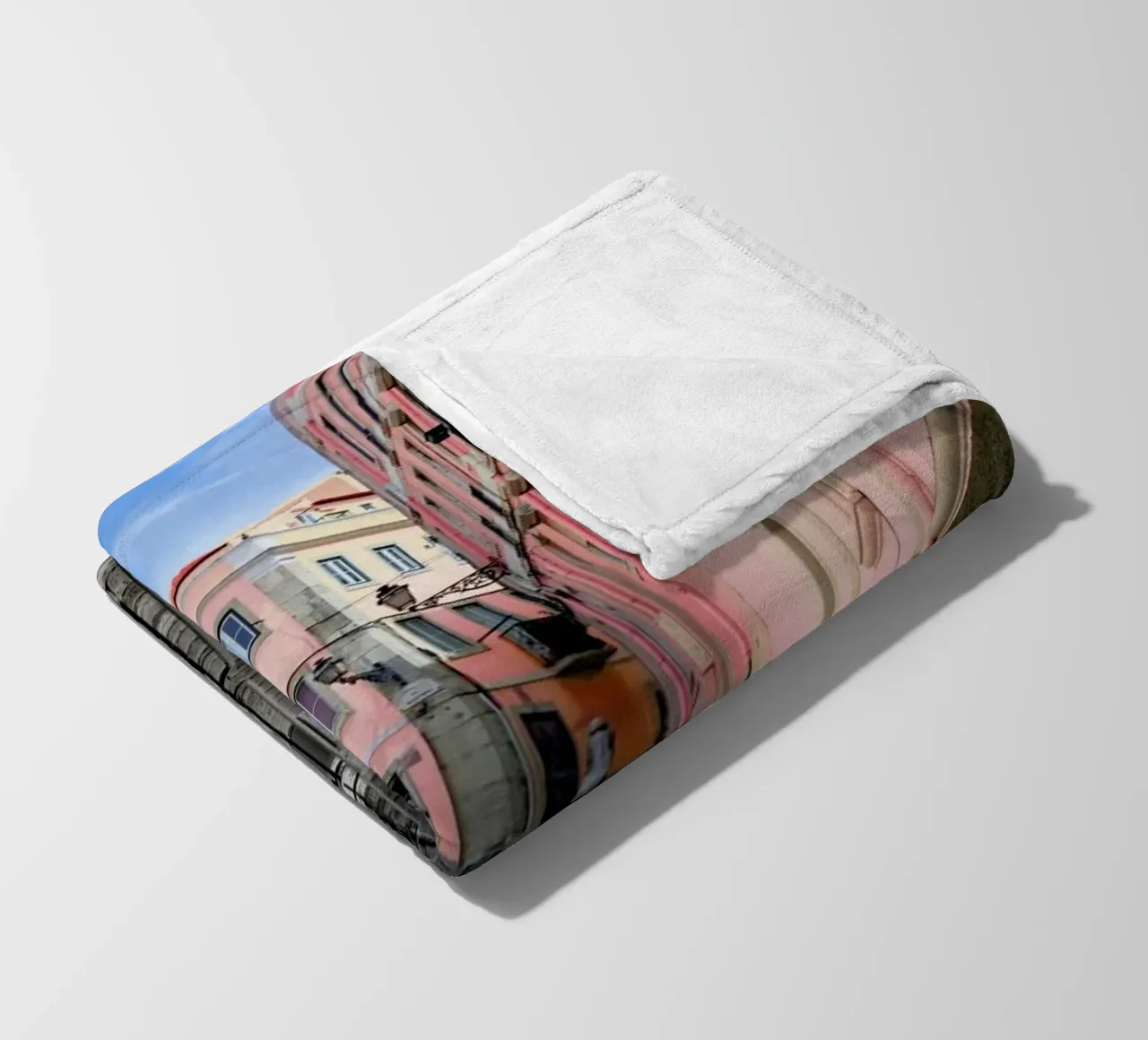 Pink Stairway coperta in pile da METROPOLIS