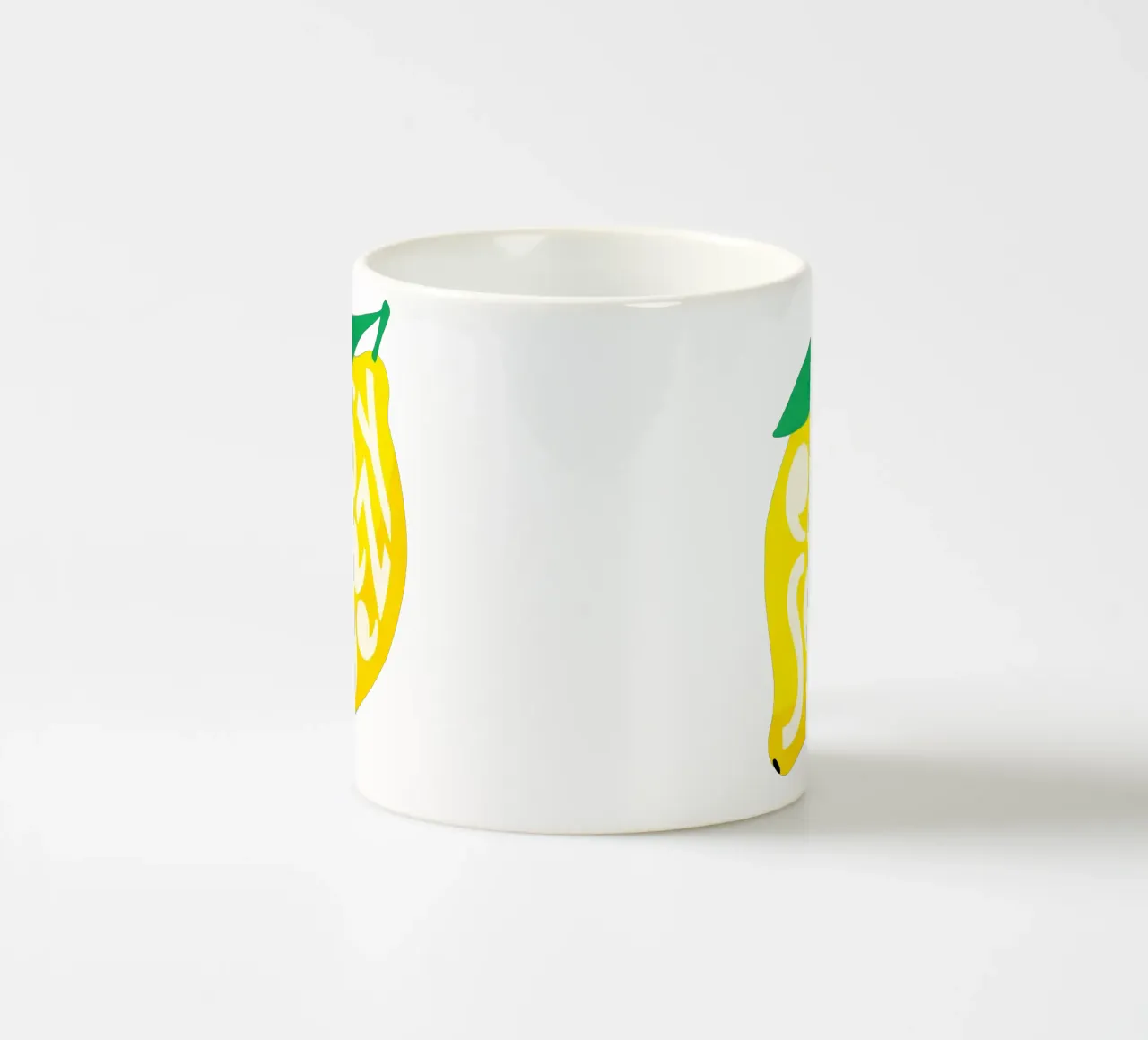 Easy Squeezy Lemon - grassetto tipografico frutta giallo blu alzavola tazza in ceramica da Dominique Vari Words