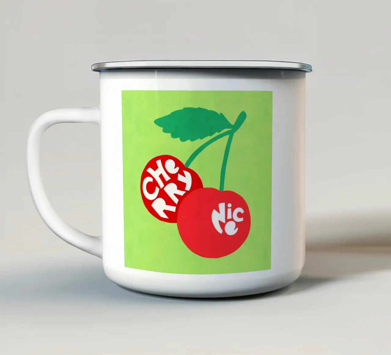 Cherry Nice - Coppia di ciliegi tipografici in rosso e verde tazza in smalto da Dominique Vari Words