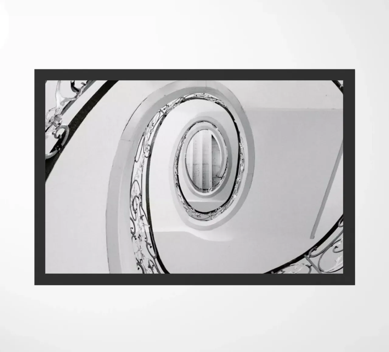 Abstract — Swirl zerbino da Sebastian Hilgetag