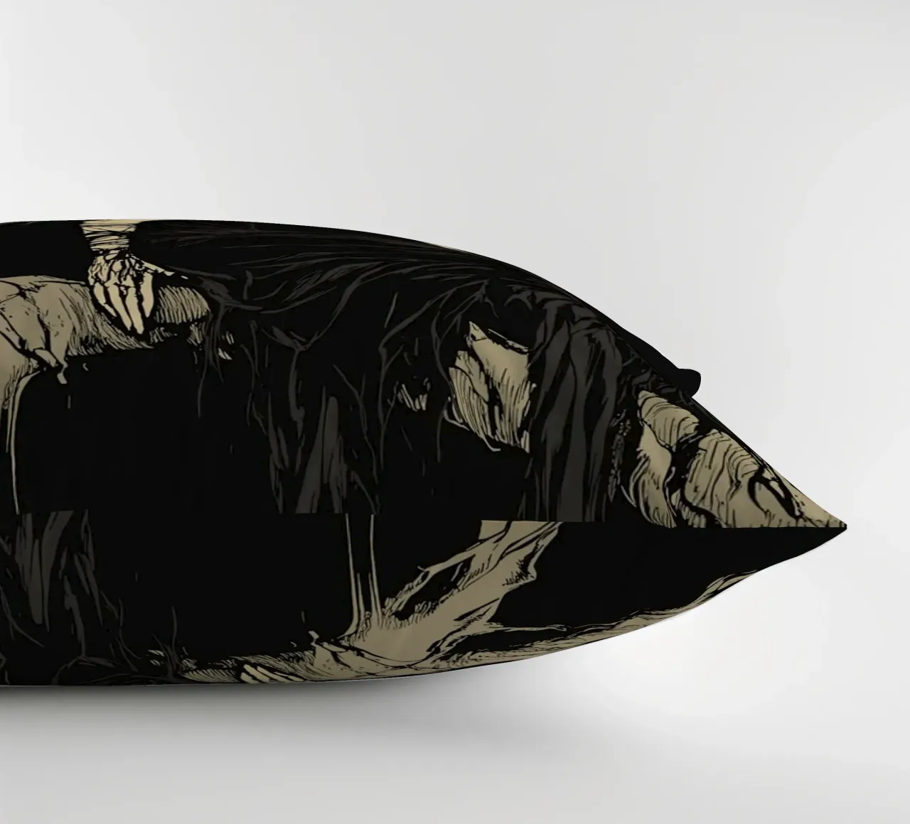 Fata nera con ali strappate su un ramo cuscino da pixelbull - medieval art and more