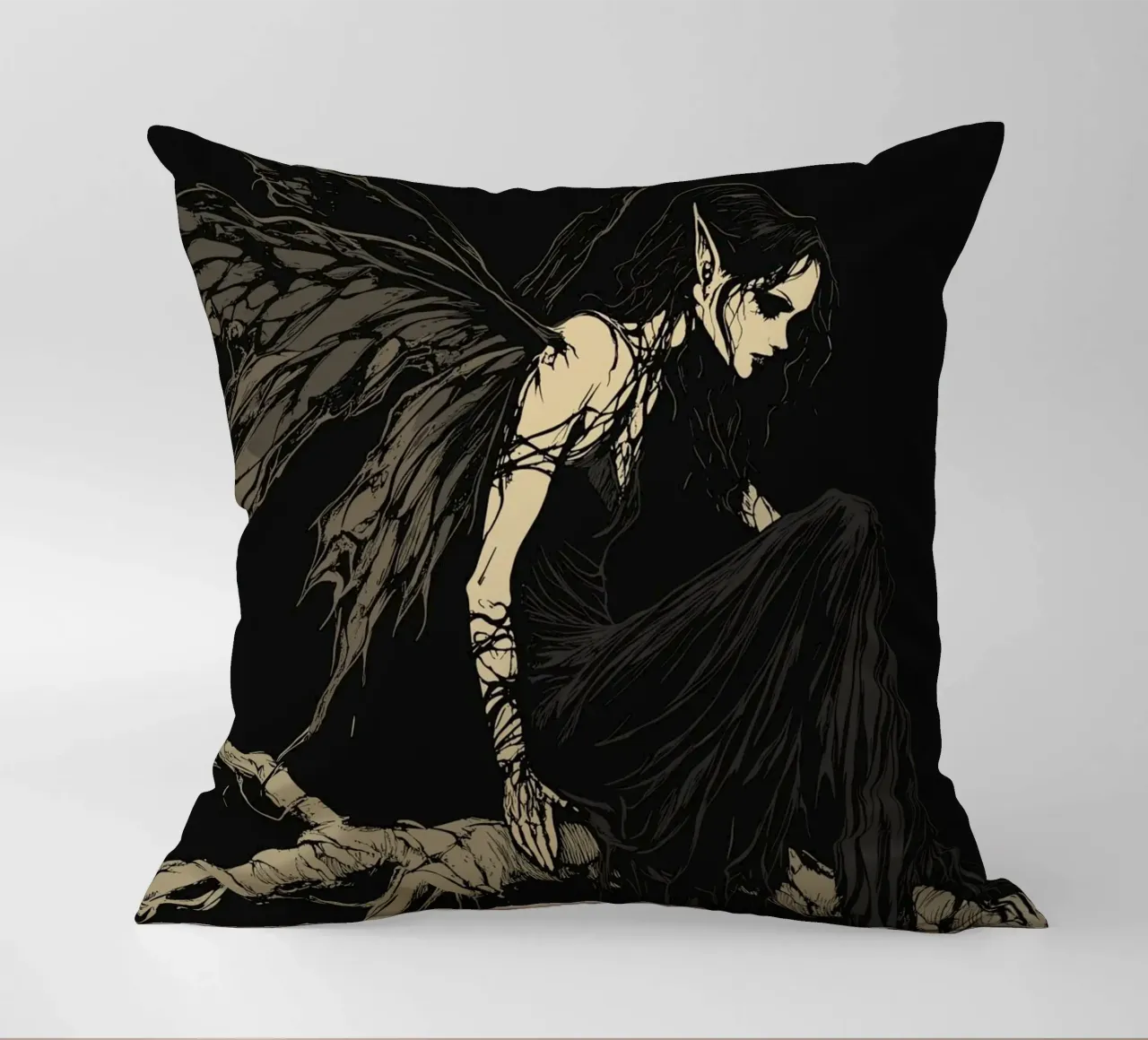 Fata nera con ali strappate su un ramo cuscino da pixelbull - medieval art and more