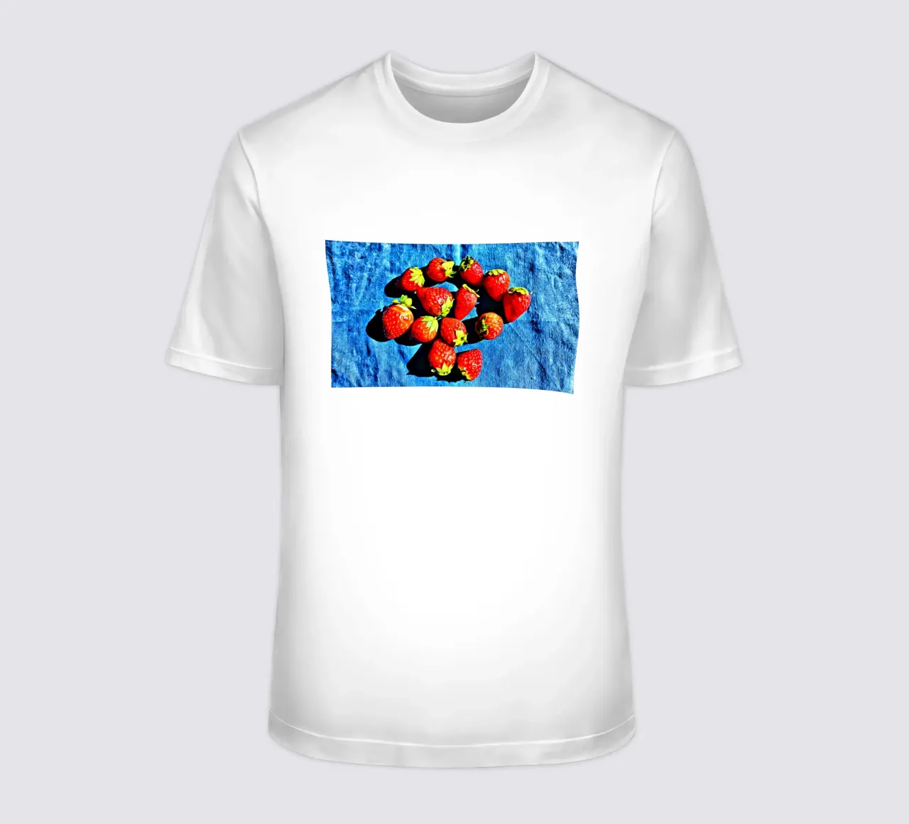 fragole t-shirt da Massimo Frascogna