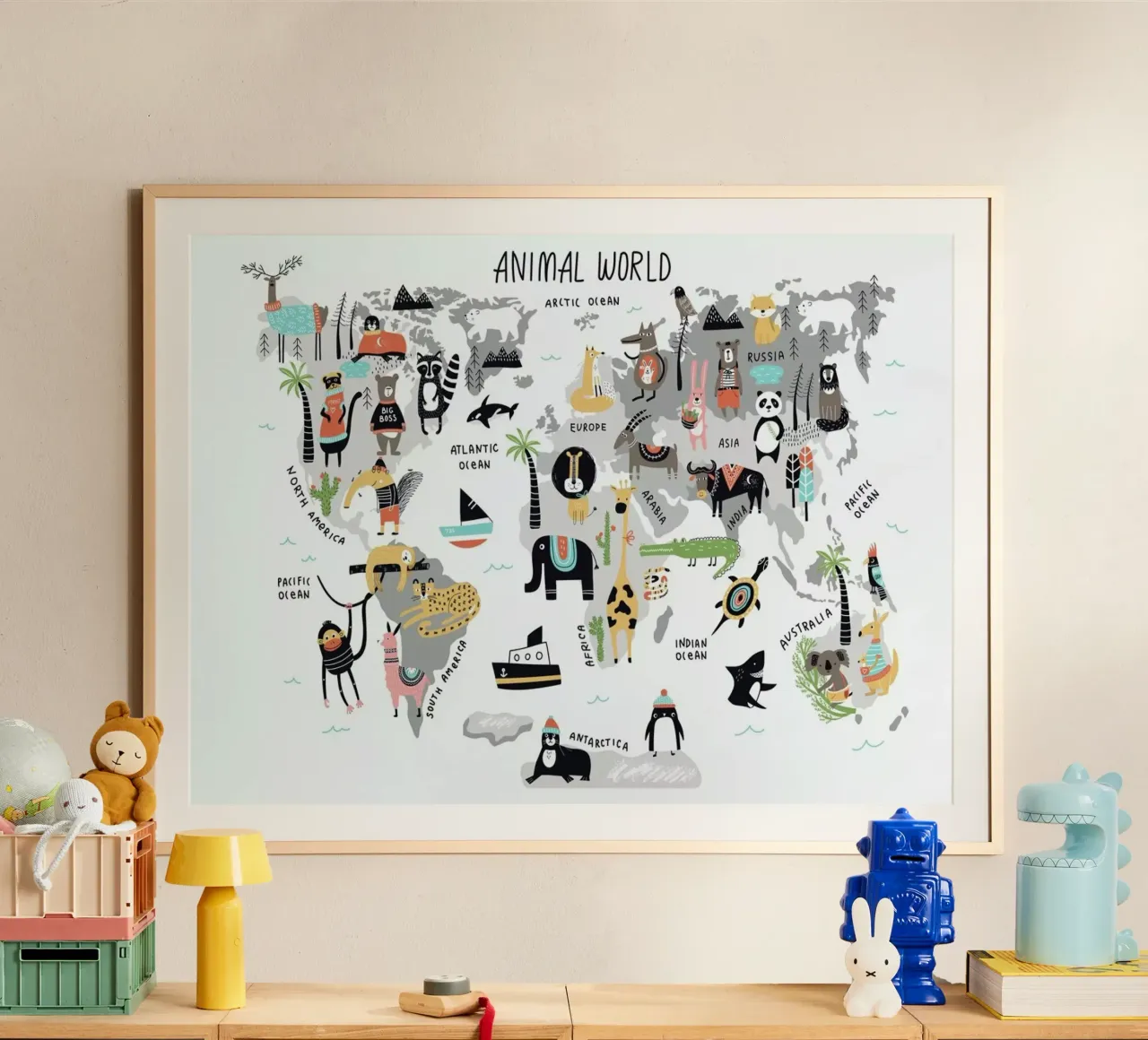 Animal Kingdom poster con telaio in plastica da Little Flourishes