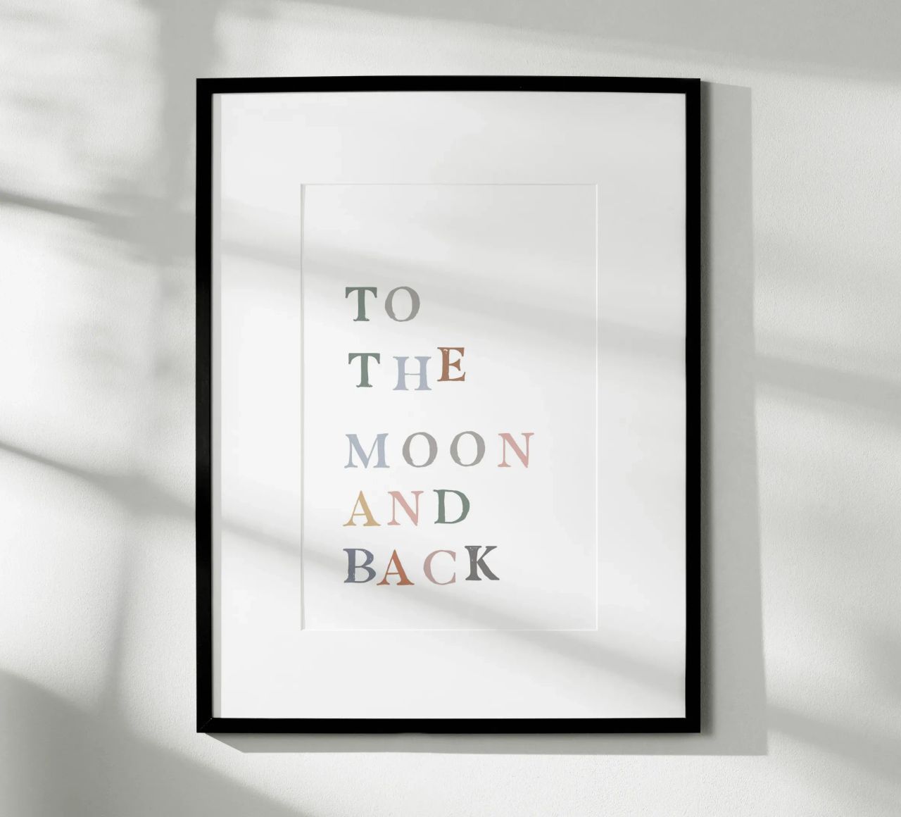 To The Moon and Back poster con telaio in legno da KRUTH DESIGN
