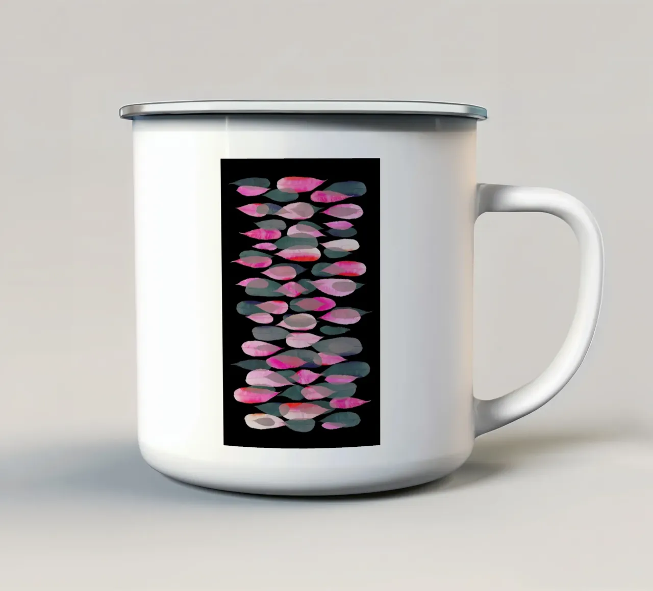 Collecting Colours 7 tazza in smalto da Angelo Cerantola