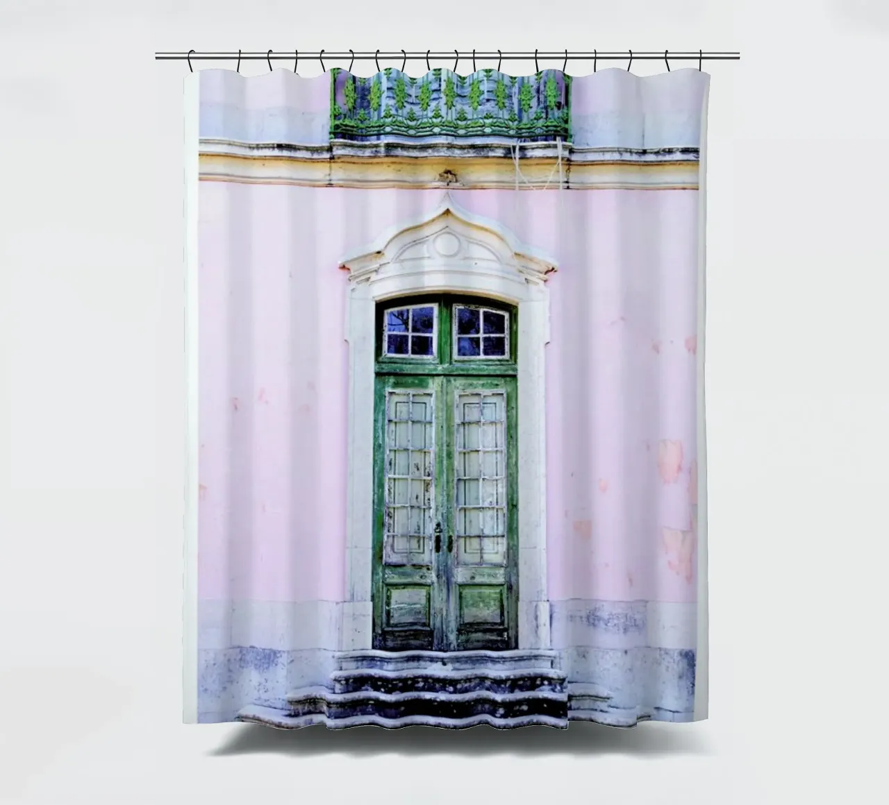 Lisbon Doorway Duschvorhang von METROPOLIS