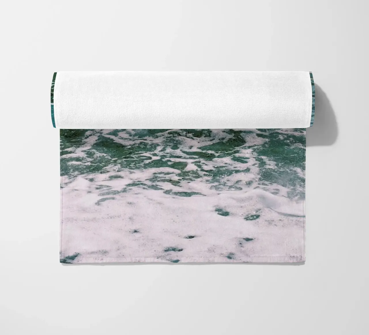 Mare blu profondo telo mare da Cassia Beck Photography