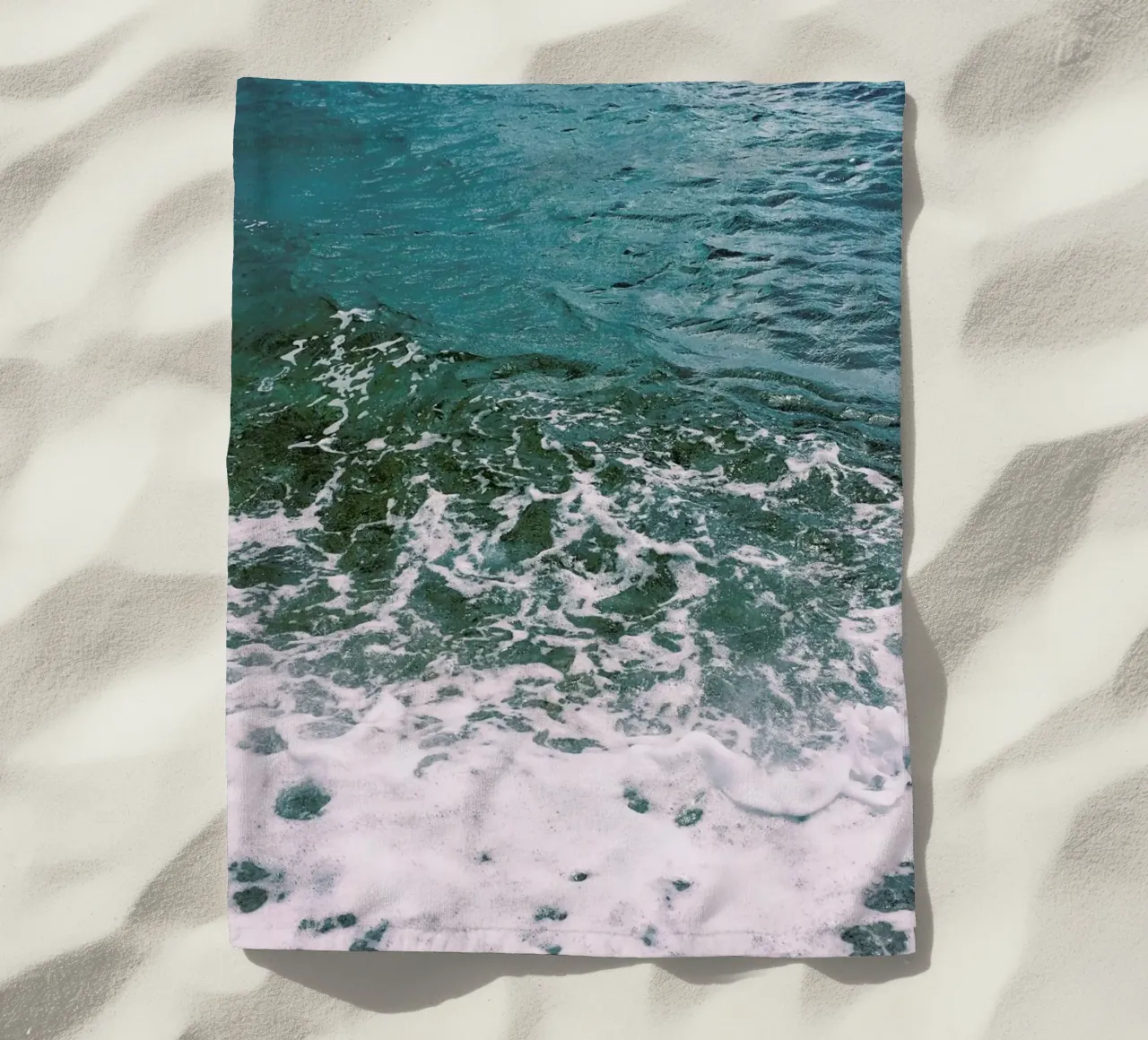 Mare blu profondo telo mare da Cassia Beck Photography