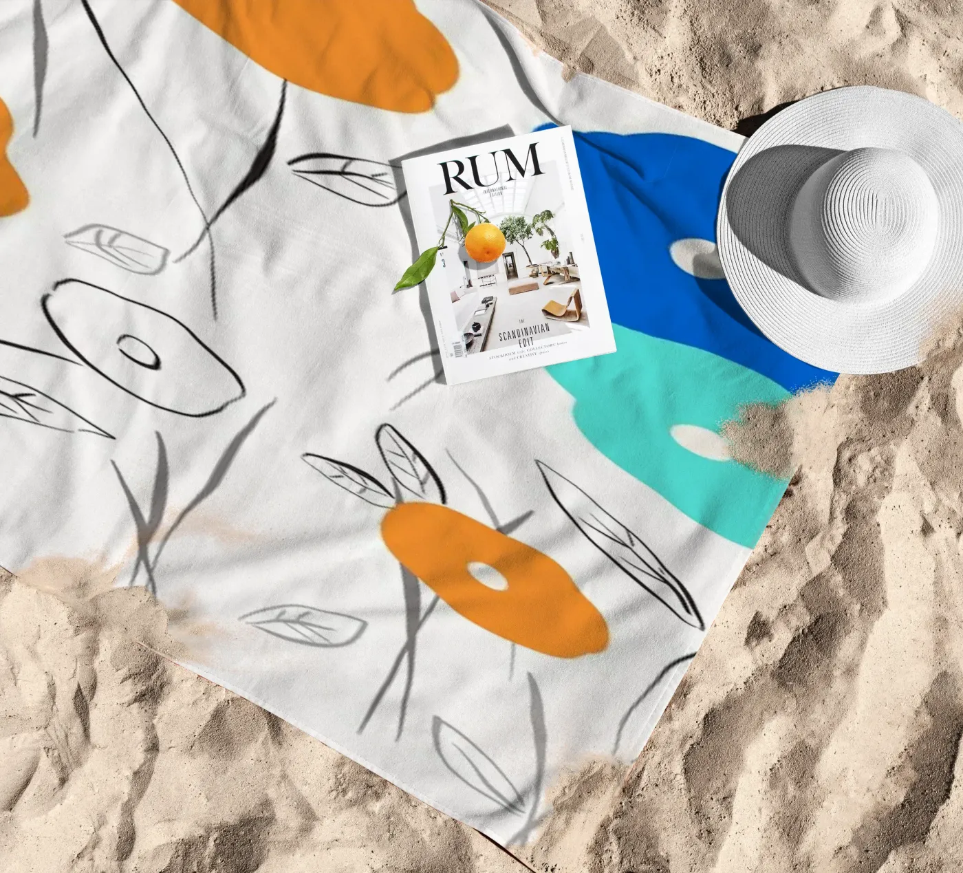 Spring is Back strandhanddoek van Studio Wida