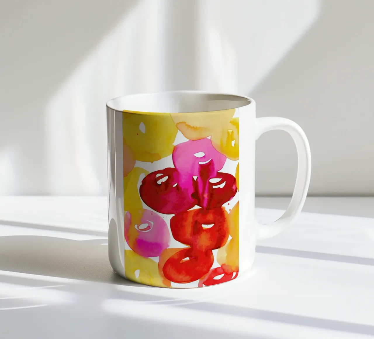 Buttercup tazza in ceramica da Ekaterina Koroleva