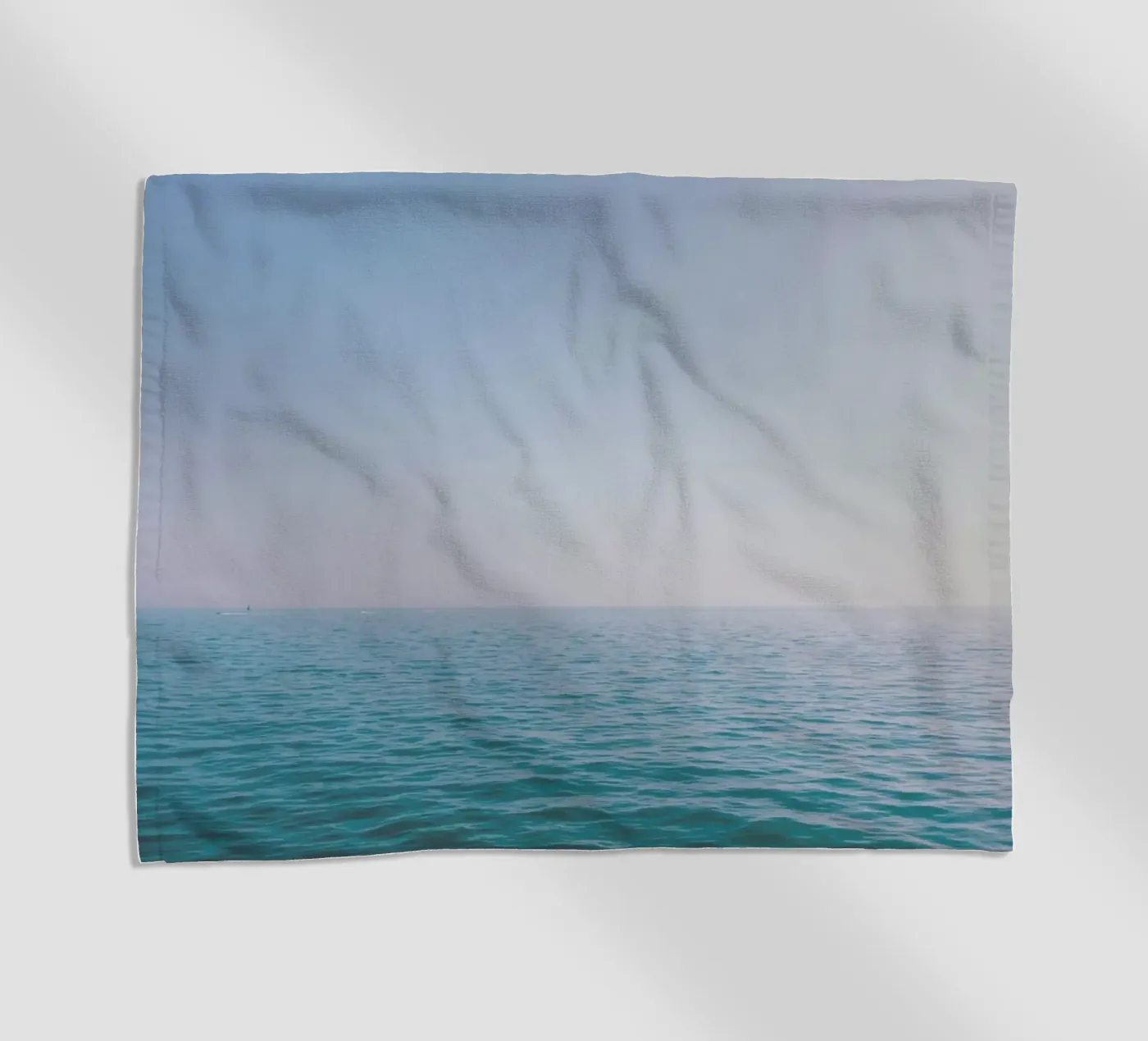 Rosa Himmel Strandtuch von Cassia Beck Photography