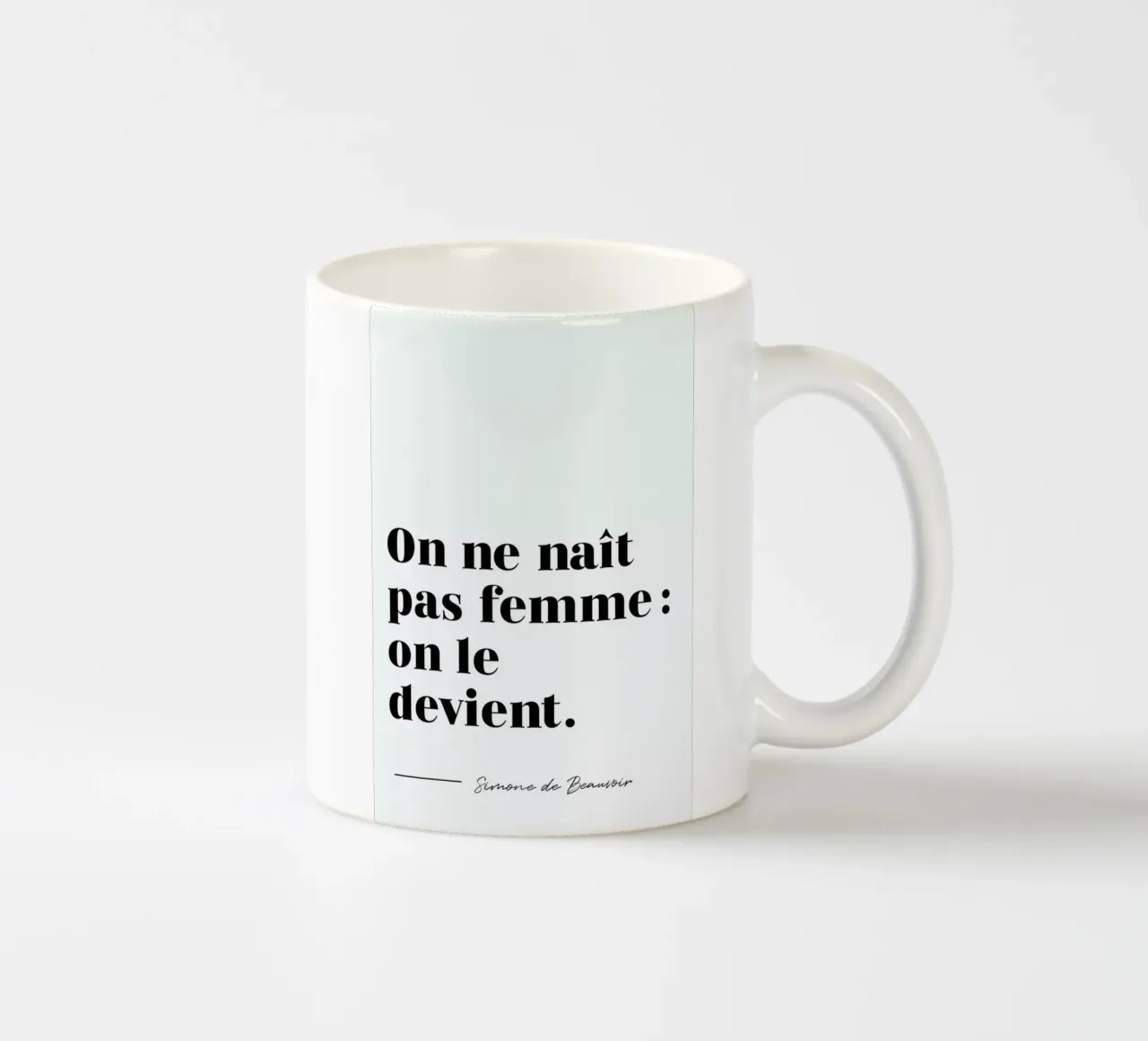 On ne naît pas femme : on le devient tazza in ceramica da typed