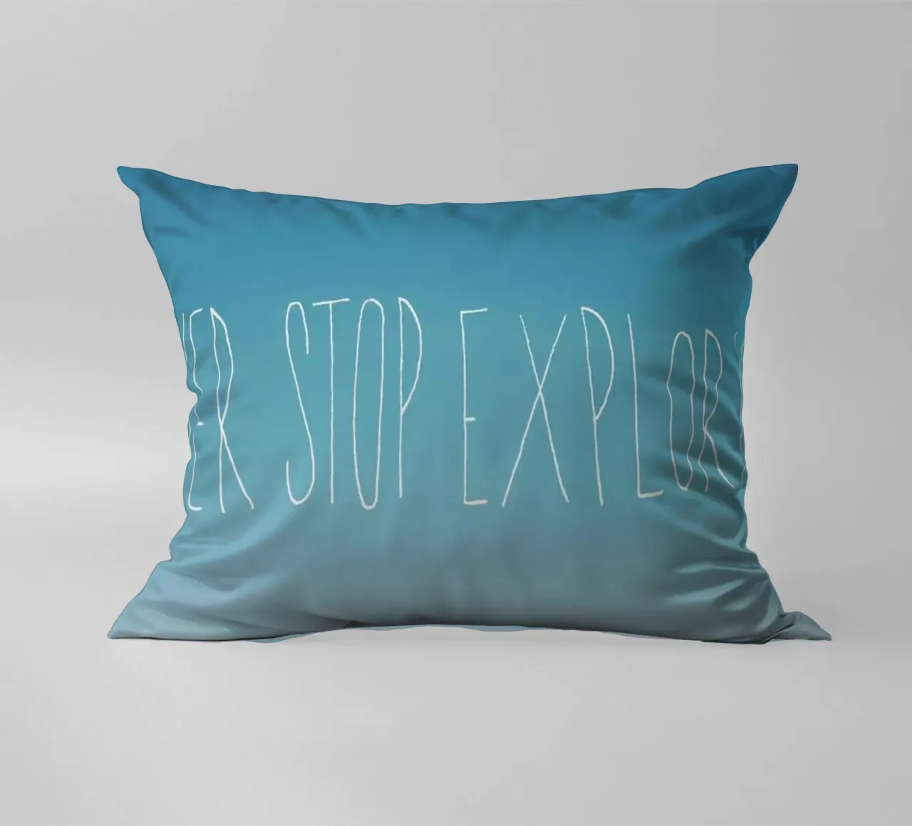 Never Stop Exploring cuscino da Leah Flores