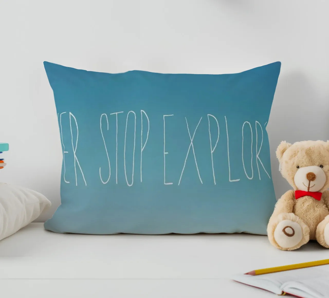Never Stop Exploring Kissen von Leah Flores