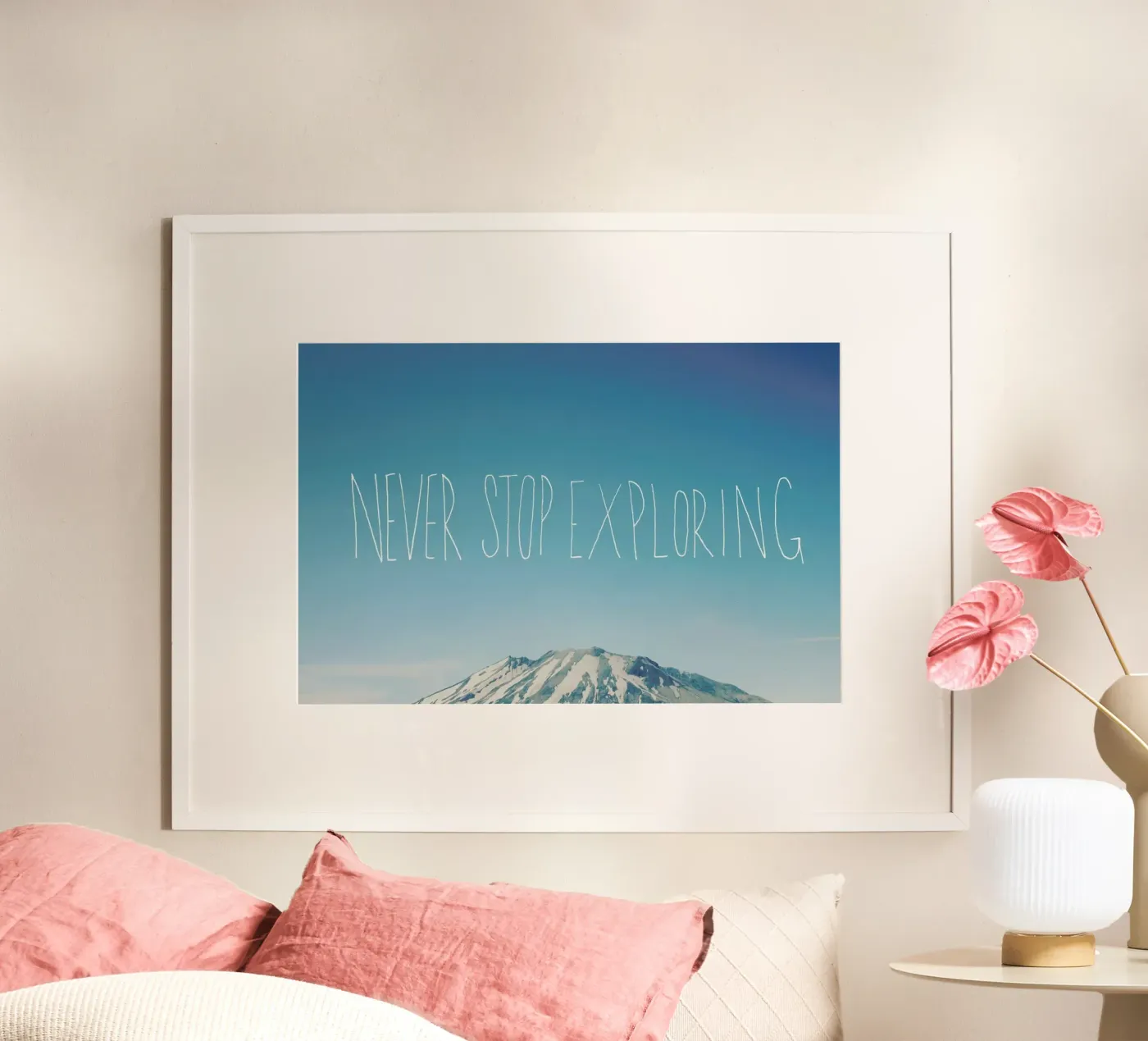 Never Stop Exploring poster da Leah Flores