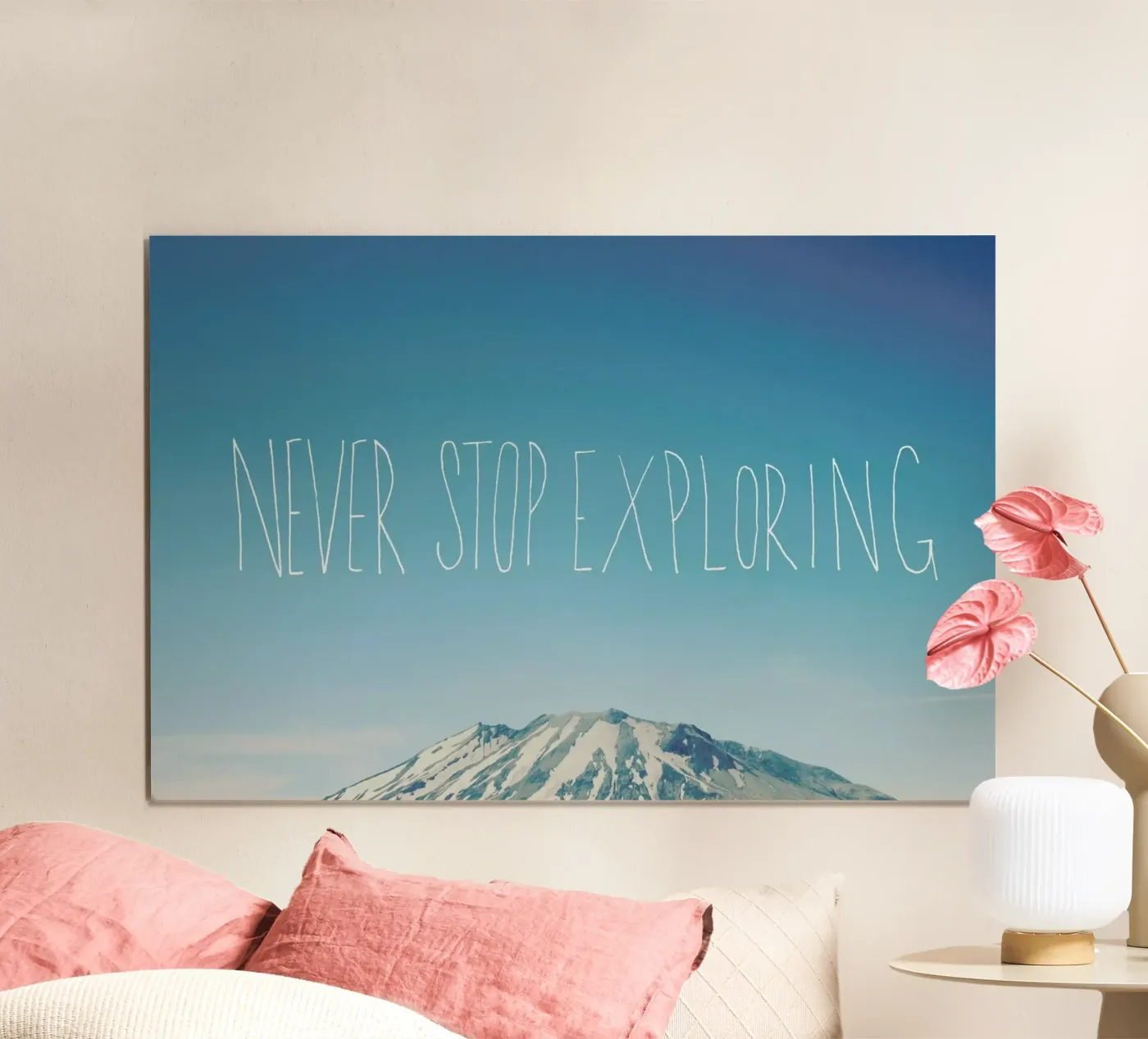 Never Stop Exploring poster de Leah Flores
