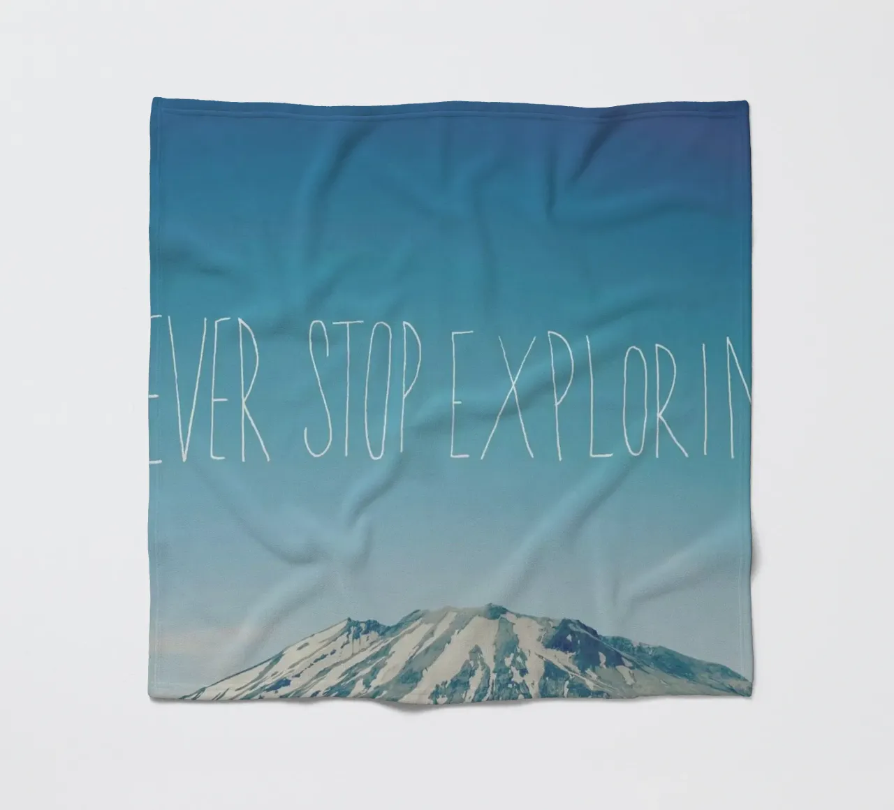 Never Stop Exploring coperta in pile da Leah Flores