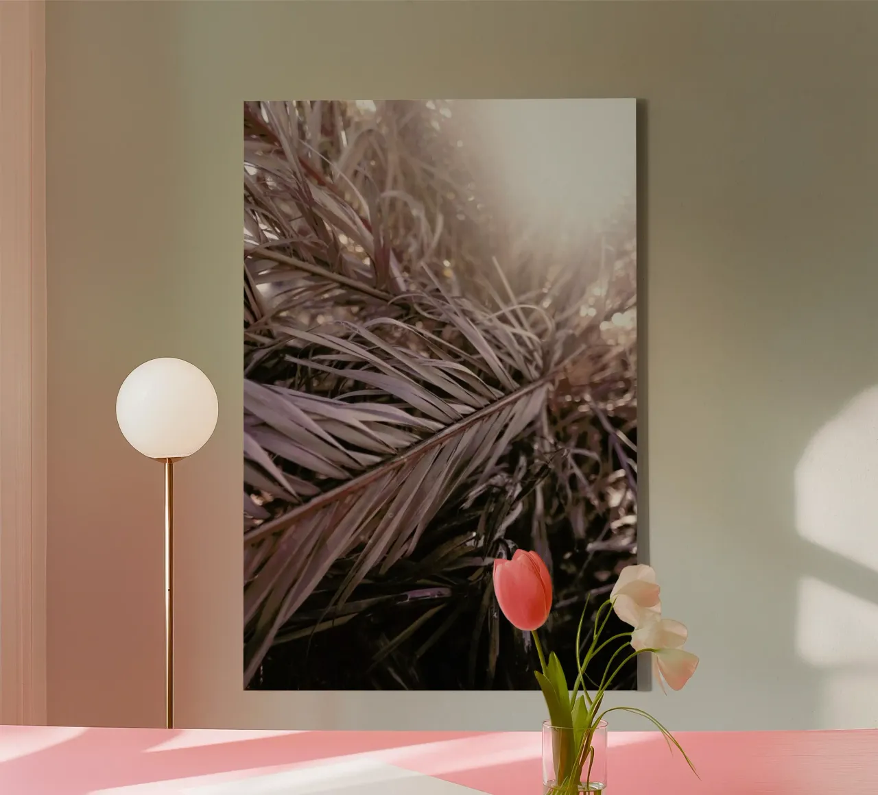 Bleached Palms tela con Cornice a cassetta da Chris Abatzis