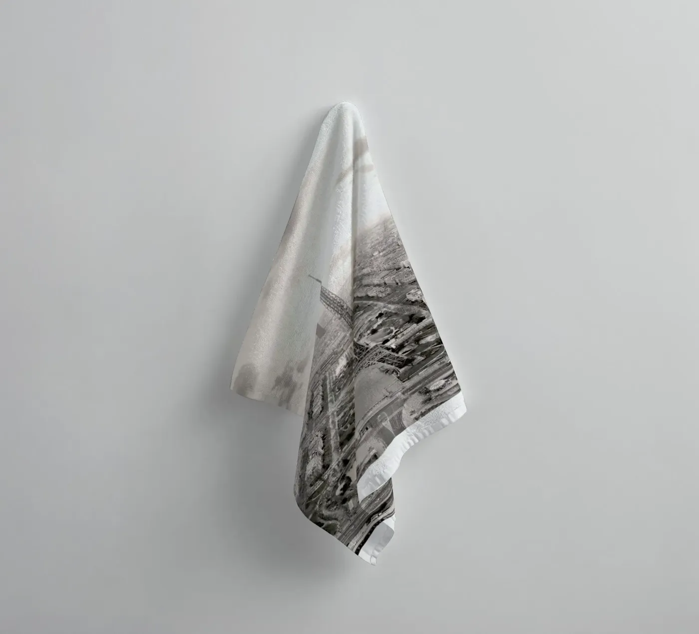Tour Eiffel towel by METROPOLIS