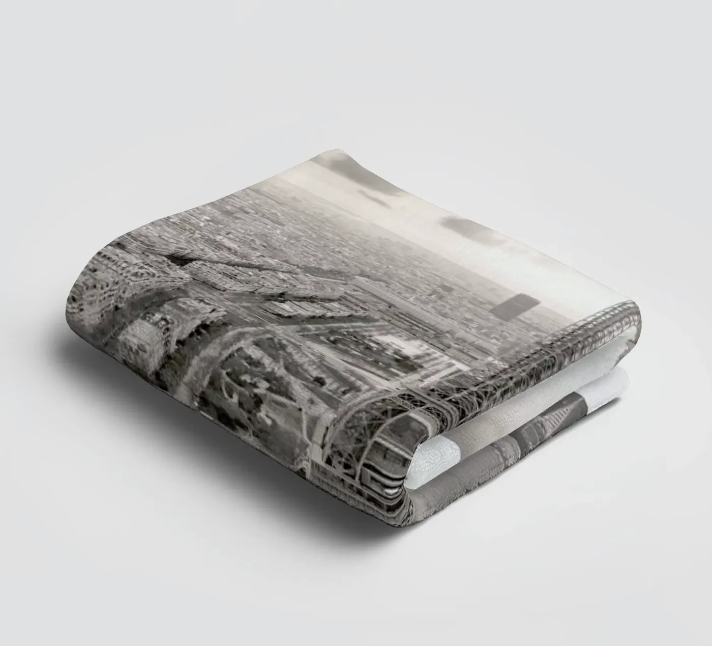 Tour Eiffel towel by METROPOLIS