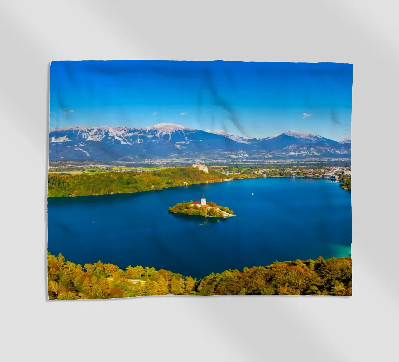 city nature 15 beach towel by Bttn